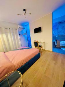 Postel nebo postele na pokoji v ubytování Akropoli Exclusive Room