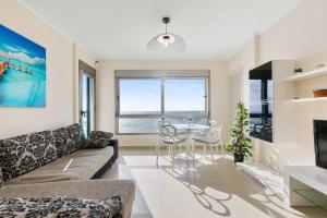 A seating area at My seaviews - Euromarina Towers La Manga