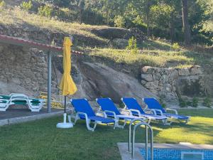 A piscina em ou perto de Quintinha de Pinouco