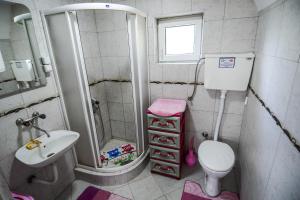 Koupelna v ubytování Vila Nina i Lux apartman