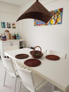 Afbeelding uit fotogalerij van Apartamento Particular de 03 suítes, Resort Treebies, Praia de Subauma - Ba in Entre Rios +39 foto's