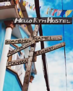 Certificat, récompense, panneau ou autre document affiché dans l'établissement Hello KTM Hostel