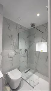 Koupelna v ubytování E&L Luxury Apartments