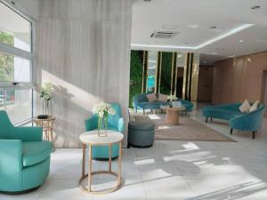 Area soggiorno di 11F Condo at The Loop Tower Limketkai Center CDO