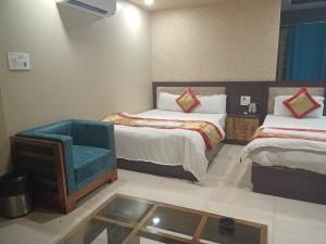 Gallery image of The Brahmaputra Hotel in Dhuburi +13 photos