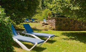 A garden outside Hotel Can Blanc