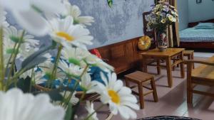 Postel nebo postele na pokoji v ubytování alley homestay_Liễu Giai