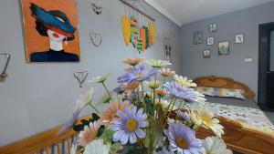 Postel nebo postele na pokoji v ubytování alley homestay_Liễu Giai