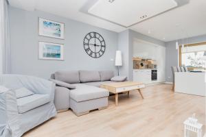 Χώρος καθιστικού στο Lux Holiday House Posejdon with Parking by Renters Prestige