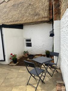 Gallery image of Grade Two Listed Cosy Cottage 