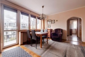 Posezení v ubytování Mieszkanie Przy Wieżach