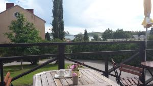 Balkón nebo terasa v ubytování Vårsta logi