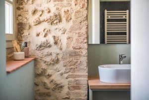 Agriturismo Casalino18的一间浴室