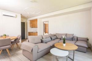 Ruang duduk di Kallithea Village hotel