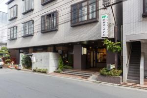 a building on the side of a street at Nagano Daiichi Hotel in Nagano