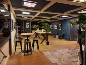 Гостиная зона в Dali Hôtel Perpignan - Restaurant