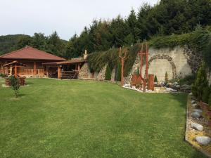 Vonkajšia záhrada v ubytovaní Ultimate relaxation near Slovak Paradise + 5 fotografií