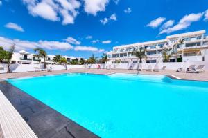 Πισίνα στο ή κοντά στο Sun Glow Senator-pool view