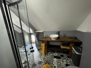 Fotografie z fotogalerie ubytování Chambres d'hôtes à la forge du Coglais v destinaci La Selle-en-Coglès