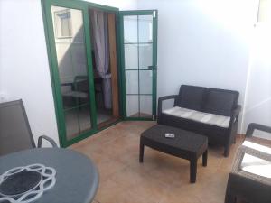 A seating area at Caleta Paraiso 127