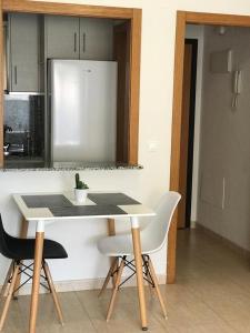 Kuchyňa alebo kuchynka v ubytovaní Apartamento Marinada