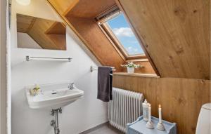 Bagno di Nice Apartment In Bindslev With Wifi