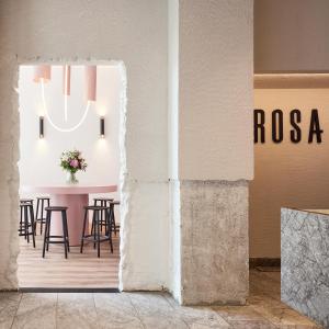 Posezení v ubytování Rosa Hotel