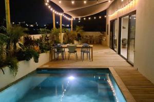 Bazén v ubytování Boutique appartment 4P with PRIVATE POOL, near Jan Thiel & Mambo beach nebo v jeho okolí