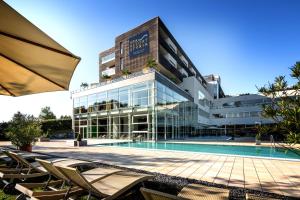 Bazén v ubytování Apartments Spa Resort Styria- ADULTS ONLY nebo v jeho okolí
