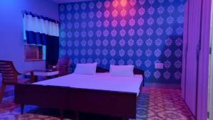 Postel nebo postele na pokoji v ubytování Hotel Nishi + 10 fotografií