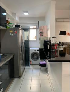 A cozinha ou cozinha compacta de Alugo Apartamento no Centro de Cuiabá