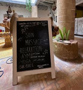 Certifikát, hodnocení, plakát nebo jiný dokument vystavený v ubytování Les Terrasses d'Essaouira - Yoga Studio