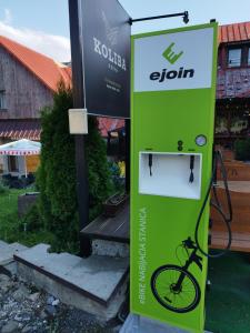 Jízda na kole v ubytování SOVA Hotel&Restaurant nebo okolí