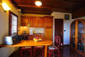 Kuchyň nebo kuchyňský kout v ubytování Holiday Home Olea - Sun, Sea, Sport & Comfort