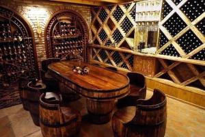 Foto dalla galleria di HOTEL GUGLUX &WINE CELLAR a Telavi