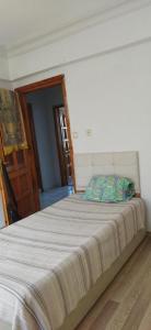 Postel nebo postele na pokoji v ubytování Arzu Villa