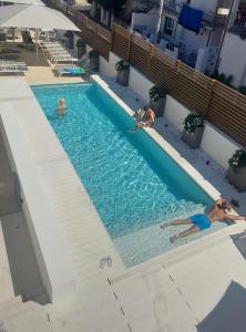Sundlaugin á Hotel Nettuno eða í nágrenninu
