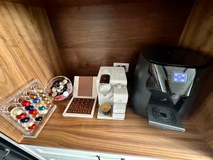 Suite In White的咖啡和沏茶工具