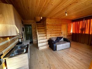Köök või kööginurk majutusasutuses Ecohouse Svaneti