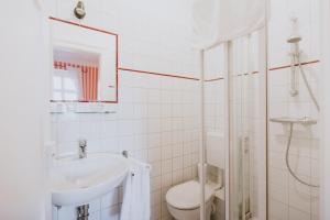 A bathroom at Villa Mimi