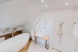 A bathroom at Villa Mimi