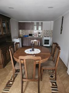 Kuchyň nebo kuchyňský kout v ubytování Apartman DUNJA
