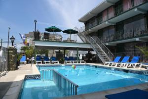Bazén v ubytování Grecian Garden Motel nebo v jeho okolí
