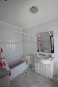 Et badeværelse på Altura Beach Townhouse + 29 billeder