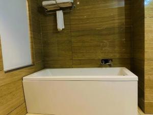 Gambar di galeri bagi Asian Buddha Hotel di Bhairāhawā