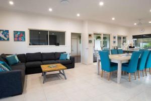 Η κουζίνα ή μικρή κουζίνα στο Solitaire - Tropical Style - 3 bedrooms