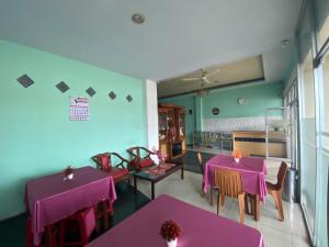 Gallery image of RedDoorz near Terminal Dangerakko Palopo in Palopo