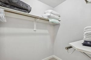 Galería fotográfica de Colony Retreat en The Colony