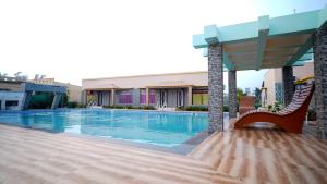 Bazén v ubytování Beach Walk Resort nebo v jeho okolí