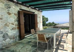 Gallery image of Kastania Villas - Villa K4 in Pouríon